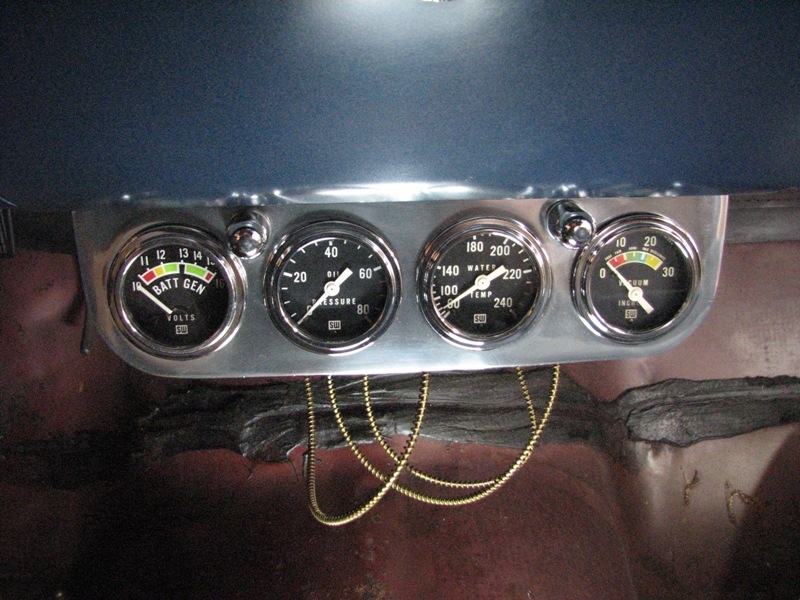 Name:  gauges new installed.sm.jpg
Views: 601
Size:  182.9 KB